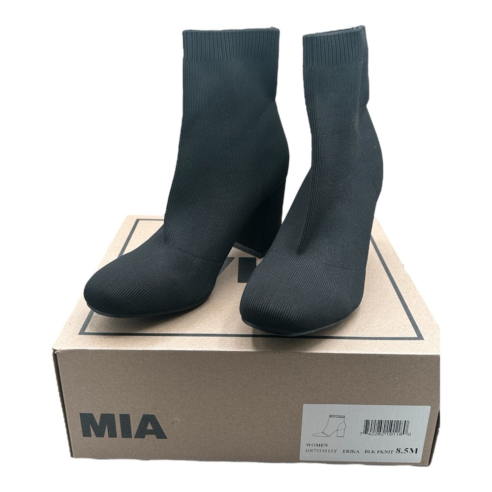 MIA Black Heeled Boots with Sleek Knit Design size 8.5